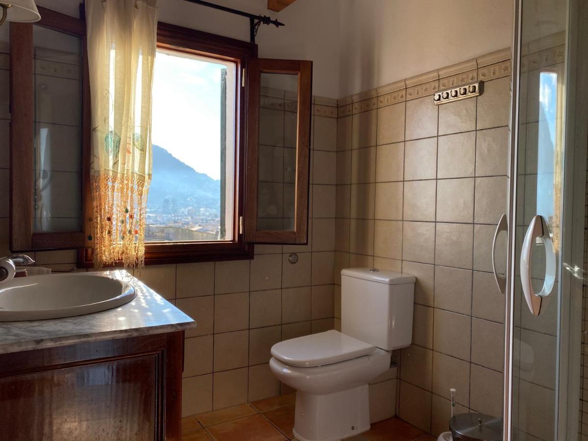 Casa Nuria, En El Centro, Al Lado De La Escalinata Del Calvario Para 6 Personas Pollença Kültér fotó